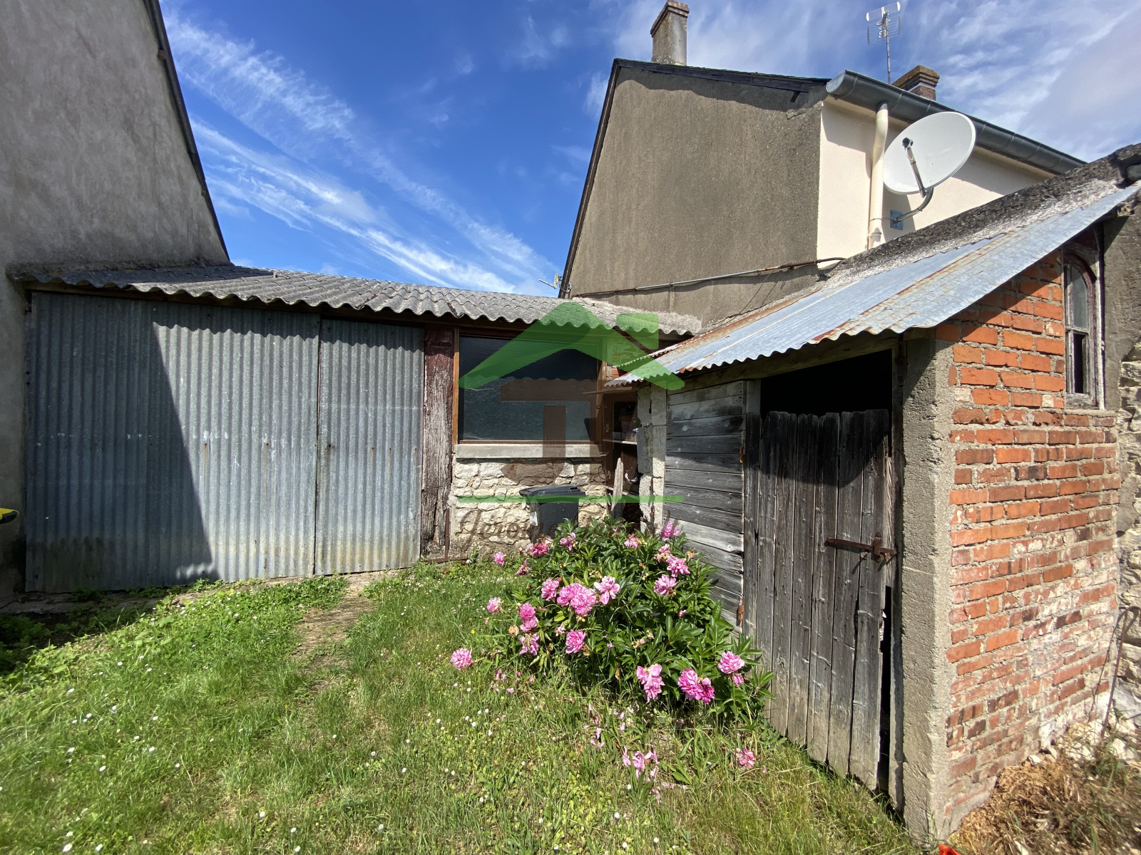 Image_, Immeuble, Châteaudun, ref :V8292D68C101