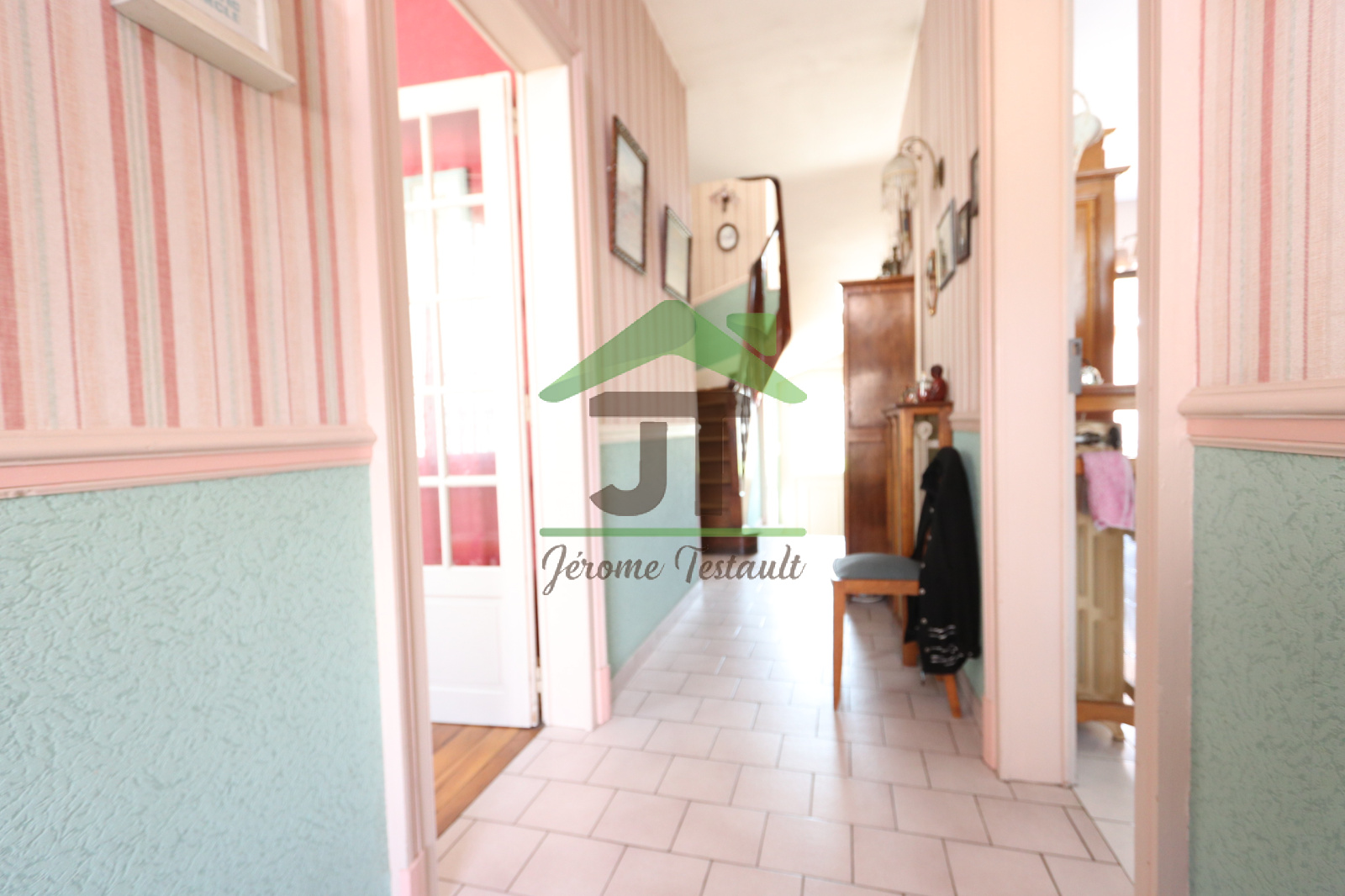 Image_, Maison, Châteaudun, ref :V9825D48C7